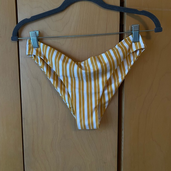 yellow candy striped bikini - Picture 5 of 6